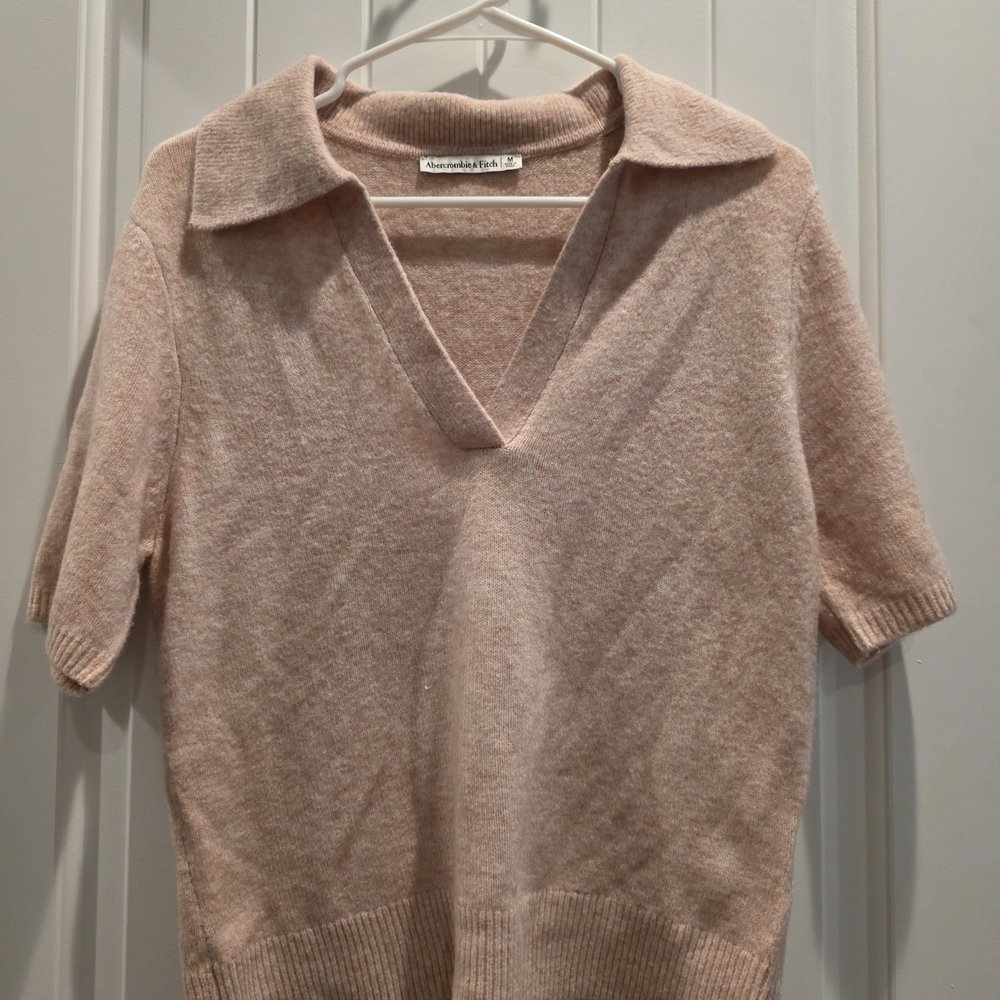 Abercrombie & Fitch Soft Pink V-Neck Short Sleeve Sweater